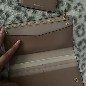 NWOT michael kors wallet and card holder